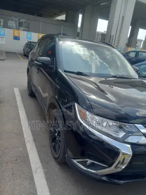 Mitsubishi Outlander 2018 Black