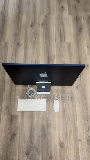 Desktop Computer Apple iMac M3 8GB Apple M3 SSD 256GB