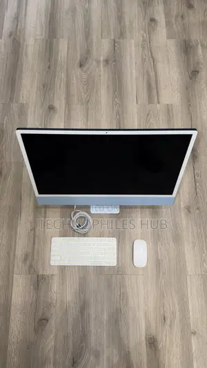 Desktop Computer Apple iMac M3 8GB Apple M3 SSD 256GB