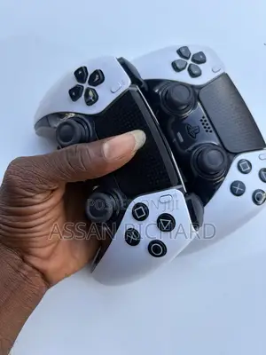PlayStation 5 Dual Sense Edge Controller.