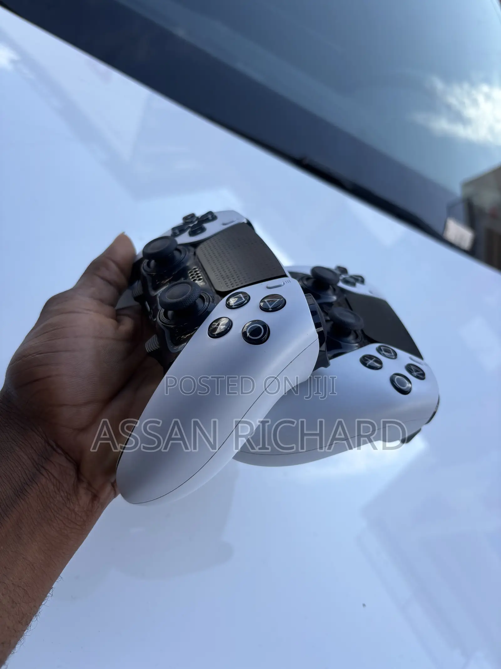 PlayStation 5 Dual Sense Edge Controller.