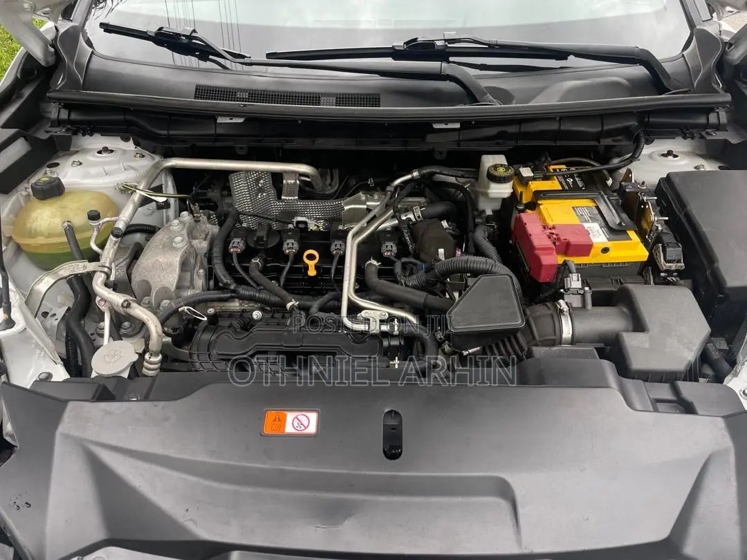 Mitsubishi Outlander 2022 White