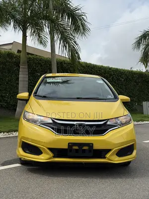 Honda Fit LX 2018 Yellow