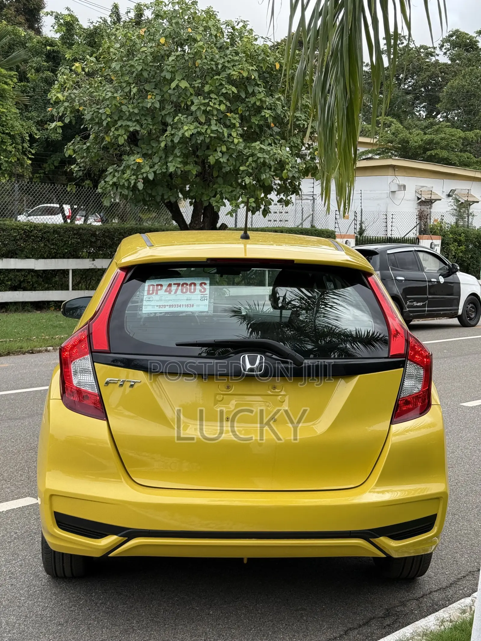 Honda Fit LX 2018 Yellow