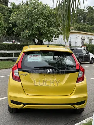 Honda Fit LX 2018 Yellow