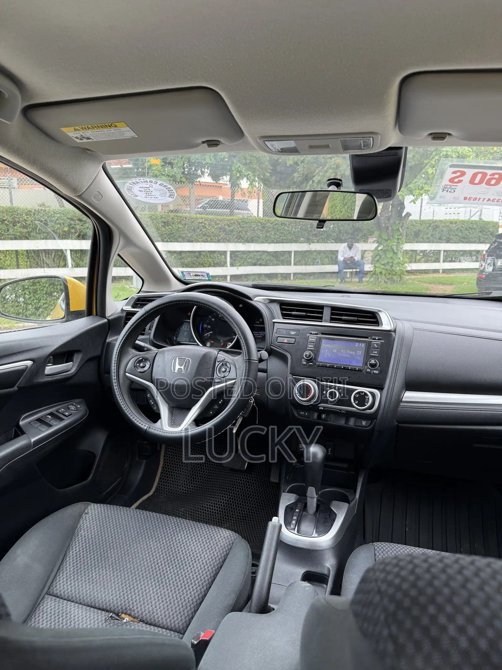Honda Fit LX 2018 Yellow