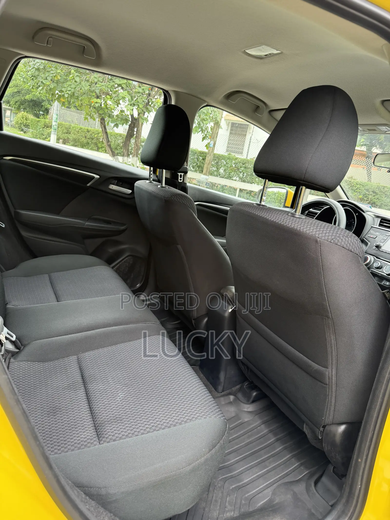 Honda Fit LX 2018 Yellow