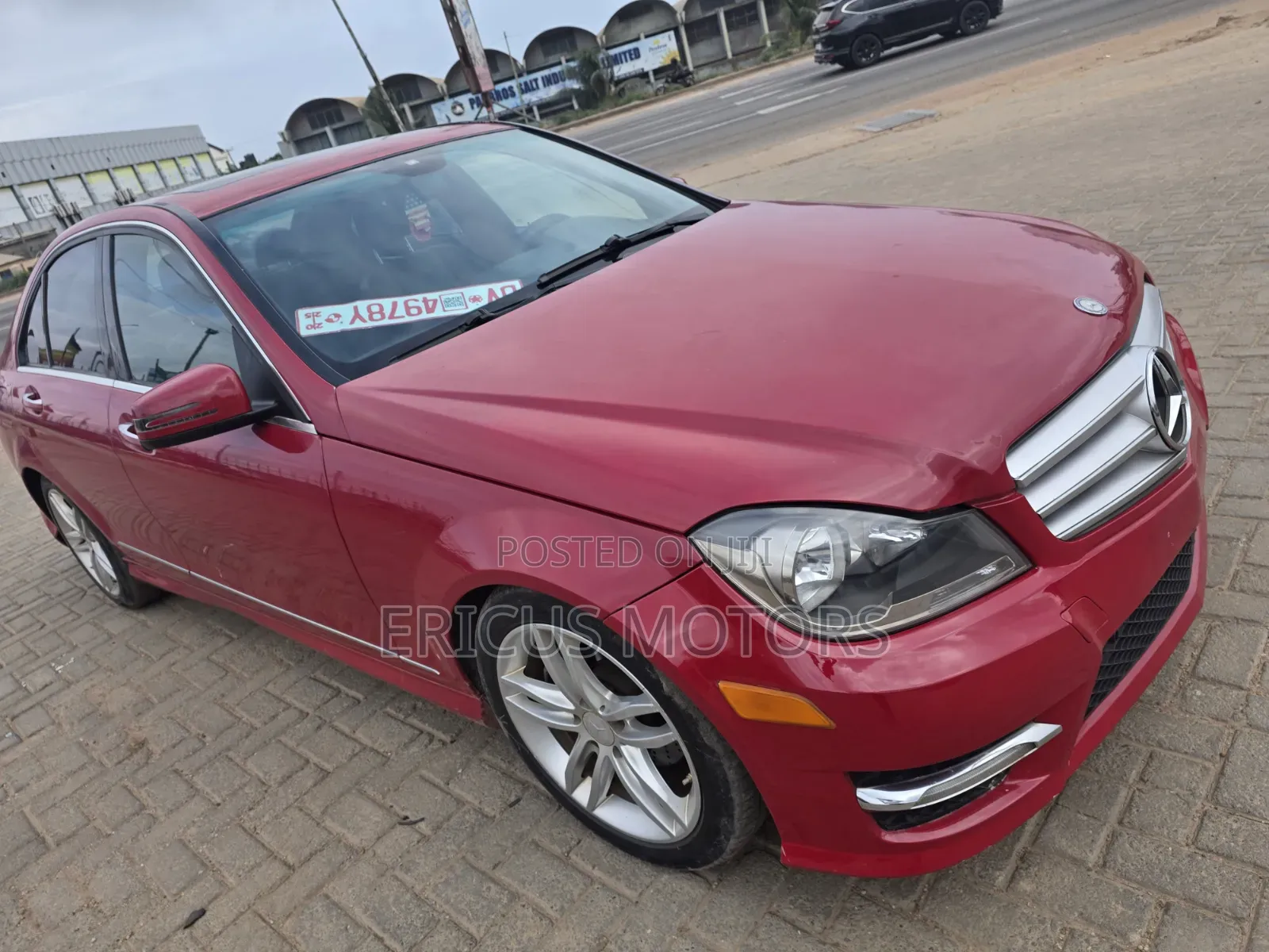 Mercedes-Benz C250 2013 Red