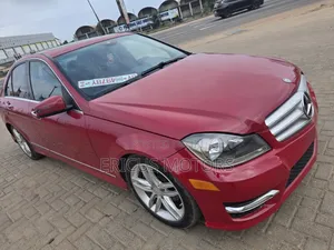 Mercedes-Benz C250 2013 Red