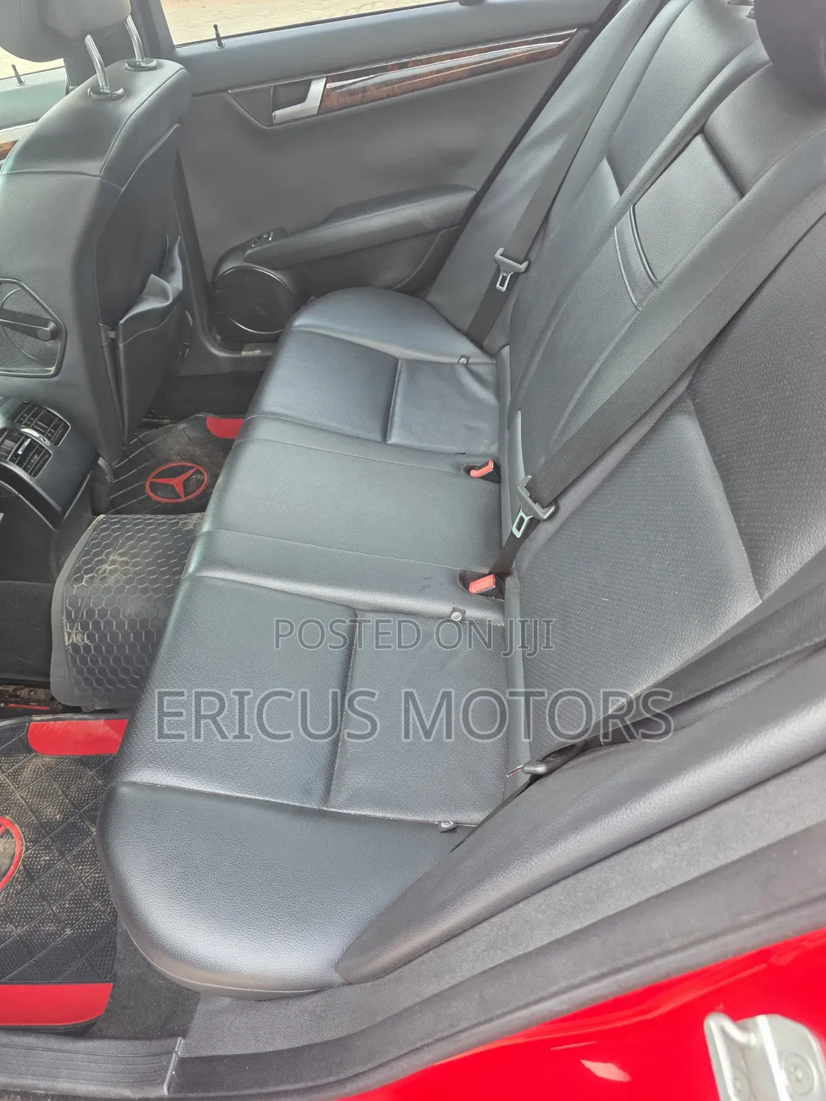 Mercedes-Benz C250 2013 Red