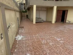 5bdrm House in Achimota for rent