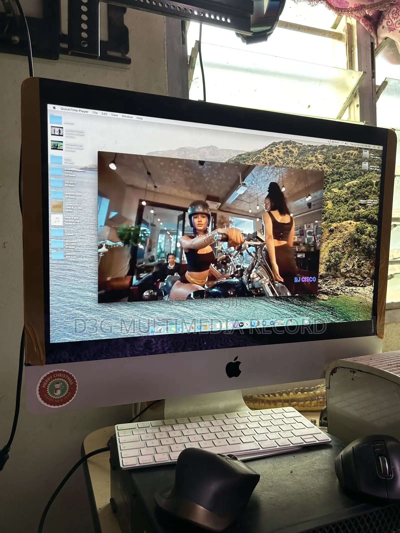 Desktop Computer Apple iMac 8GB Intel Core i5 HDD 1T