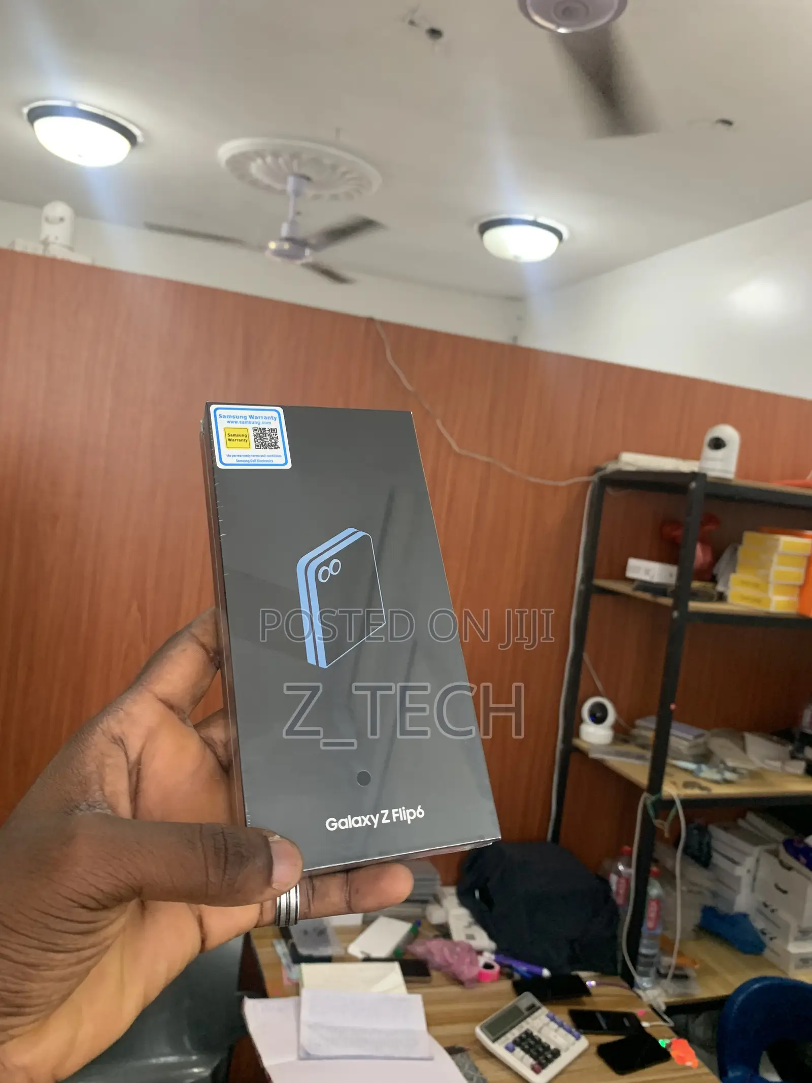 New Samsung Galaxy Z Flip6 256 GB Black