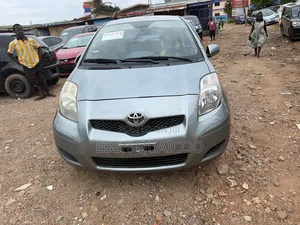 Toyota Yaris 2010 Gray
