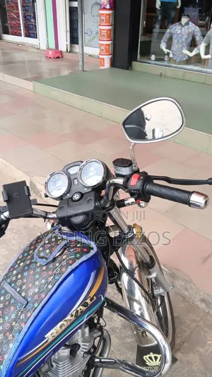 New Royal RY125 2026 Blue
