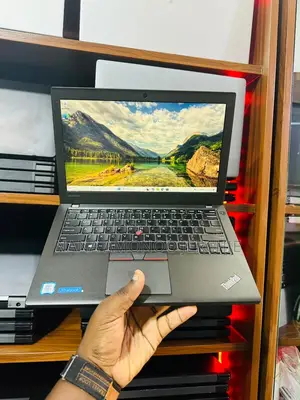 Laptop Lenovo ThinkPad X260 8GB Intel Core i5 SSD 256GB