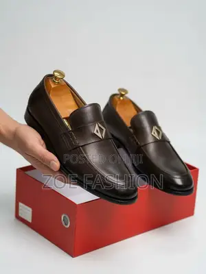 Men's Classic Shoe( Salvatore Ferragamo)