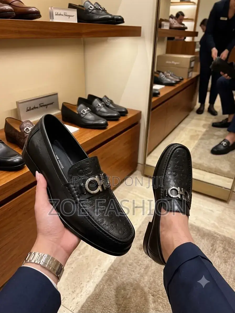 Men's Classic Shoe( Salvatore Ferragamo)