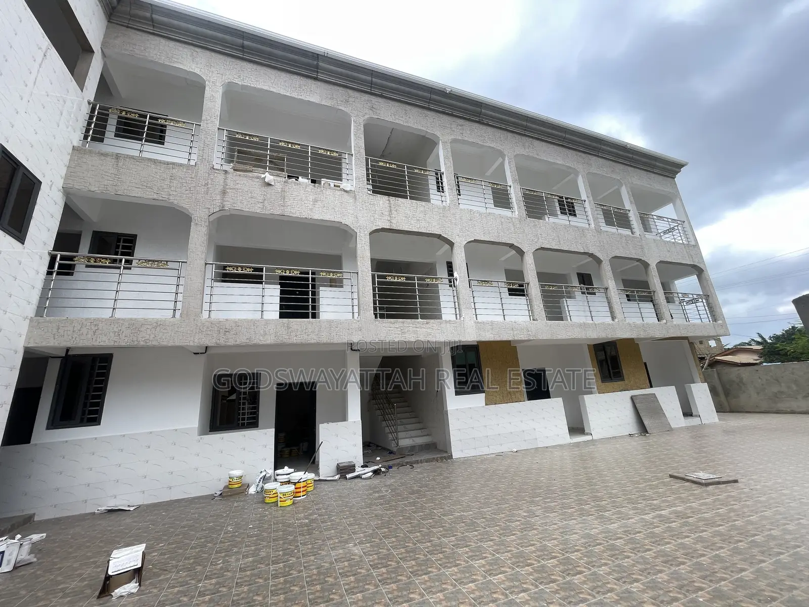 1bdrm Apartment in East Legon, Adjiriganor for rent