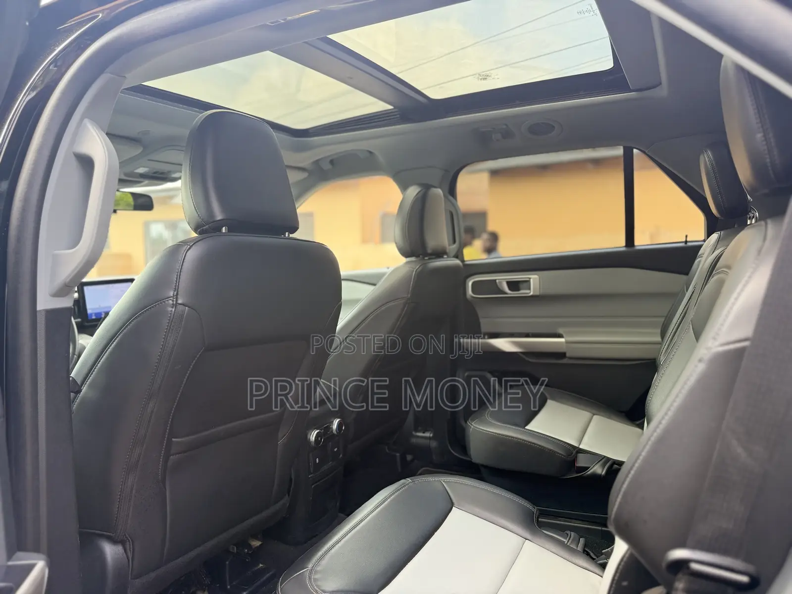 Ford Explorer 2023 Black