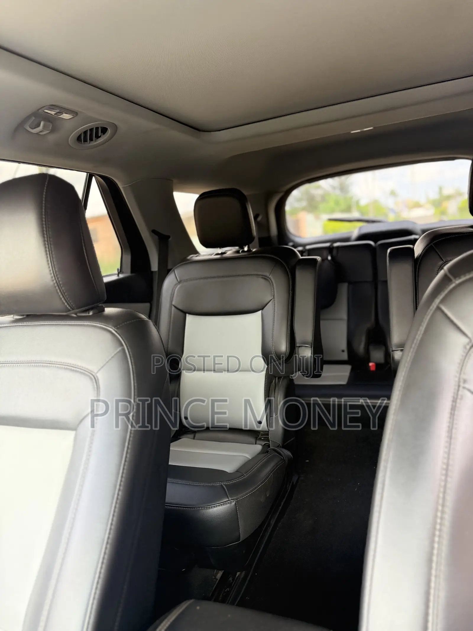 Ford Explorer 2023 Black