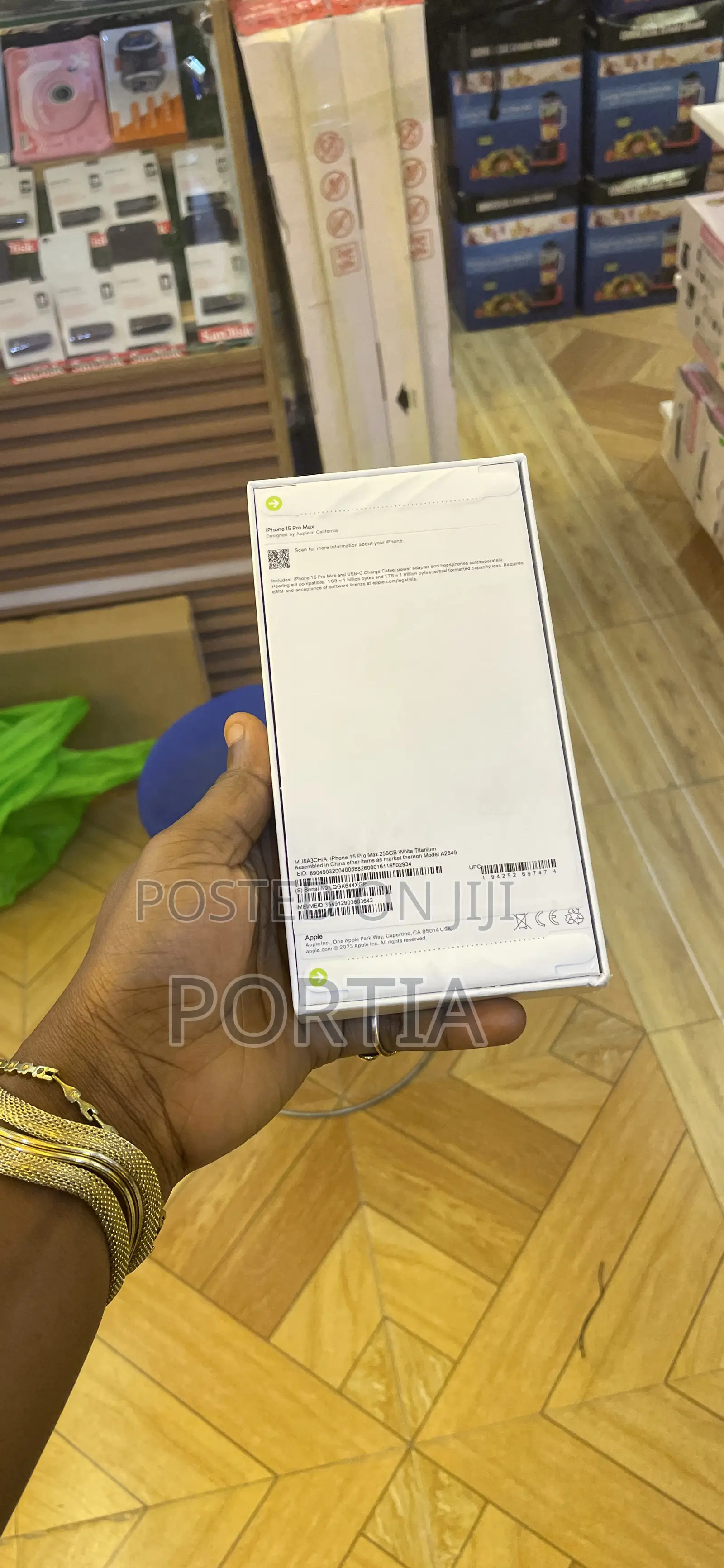 New Apple iPhone 15 Pro Max 256 GB White