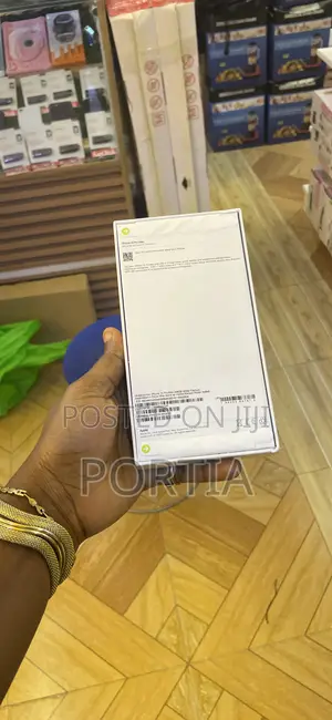 New Apple iPhone 15 Pro Max 256 GB White