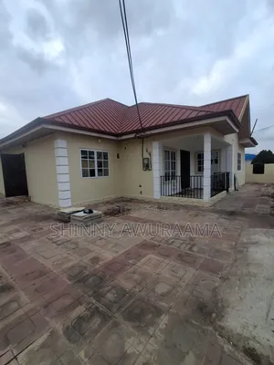 3bdrm House in Lakeside Community 5 for rent