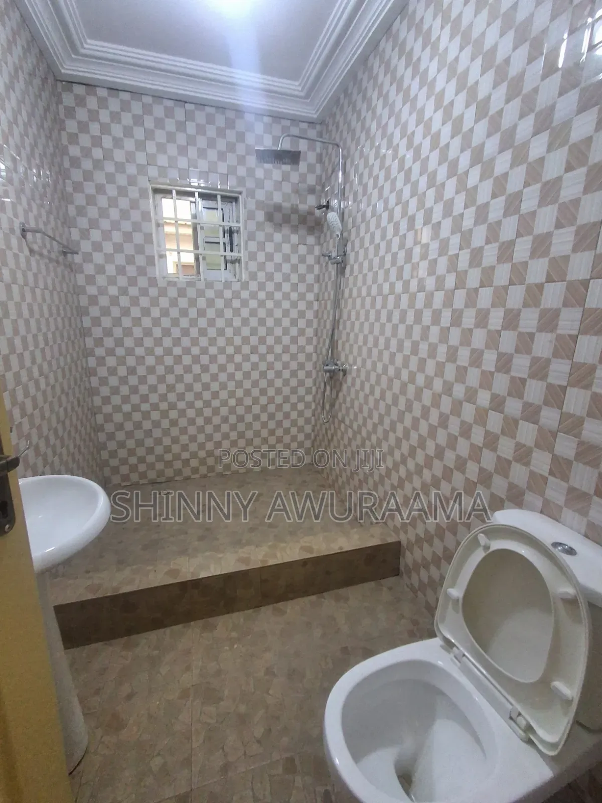 3bdrm House in Lakeside Community 5 for rent