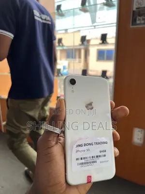 Apple iPhone XR 64 GB White