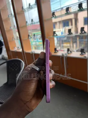 Apple iPhone 16 128 GB Pink