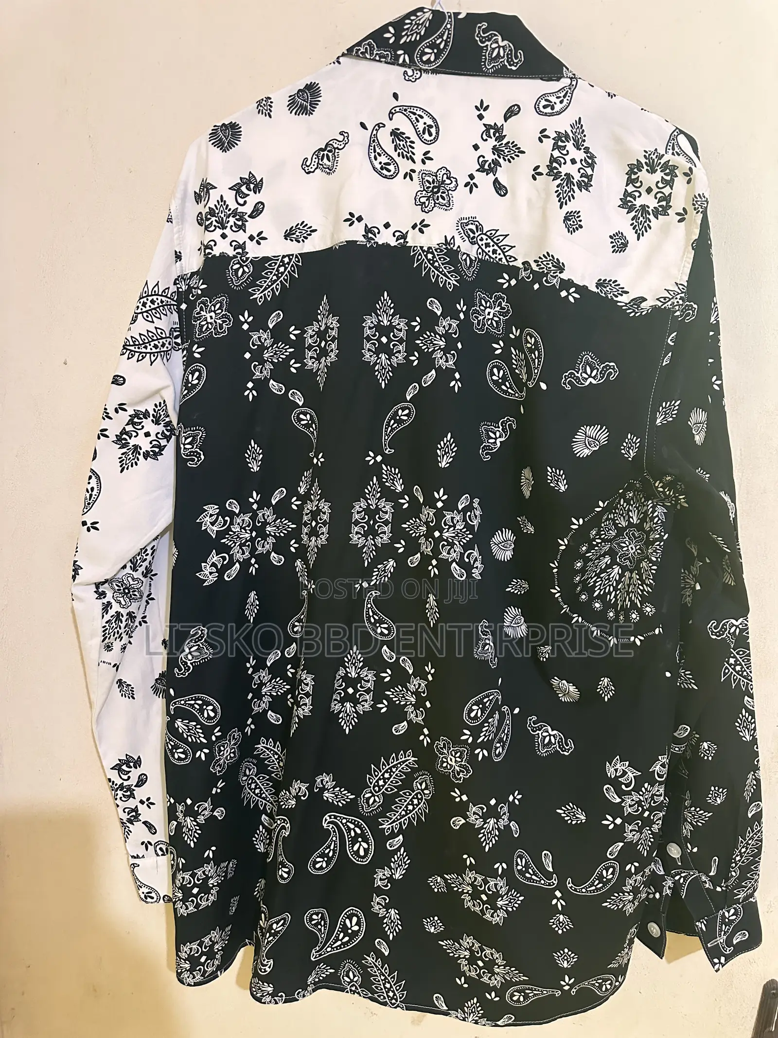 Original Zara Black . White Long Sleeves Shirt