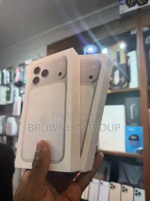 New Apple iPhone 17 Pro Max 256 GB Silver