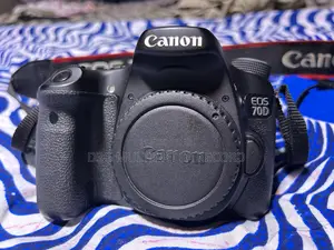 Canon EOS 70D Body Only