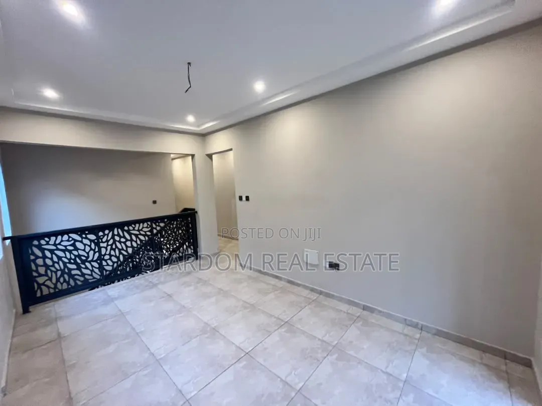3bdrm Duplex in Oyarifa, Ghana Flag for rent