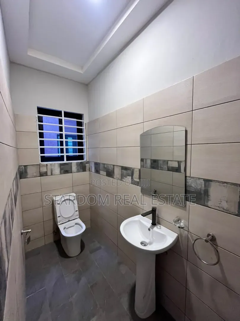 3bdrm Duplex in Oyarifa, Ghana Flag for rent