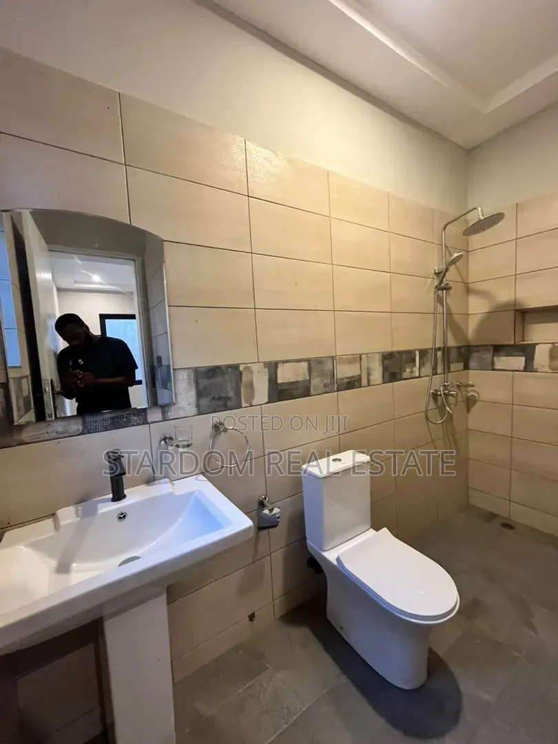 3bdrm Duplex in Oyarifa, Ghana Flag for rent