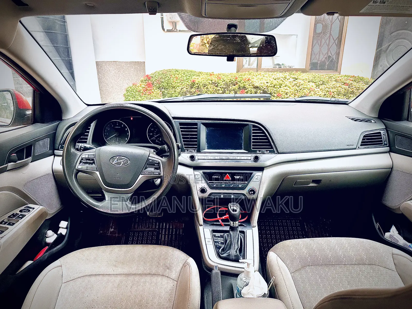Hyundai Elantra Limited Sedan FWD (2.0L 4cyl 6A) 2017 Red