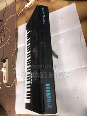Yamaha E473