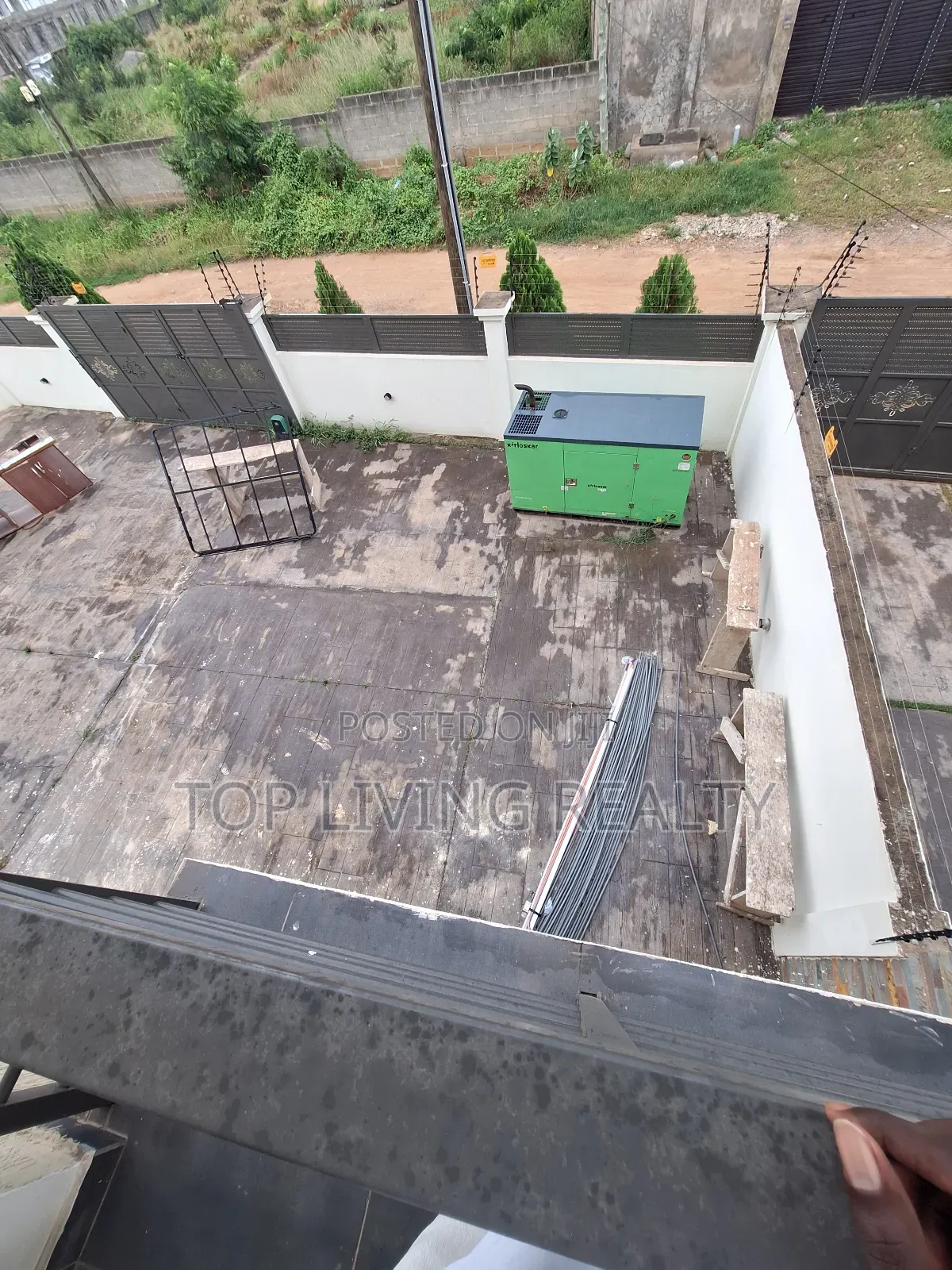 Furnished 3bdrm Townhouse / Terrace in Legon Hills, Ashaley Botwe