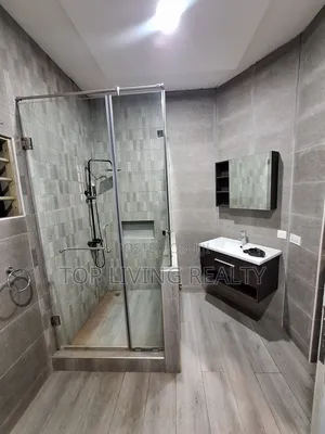 Furnished 3bdrm Townhouse / Terrace in Legon Hills, Ashaley Botwe