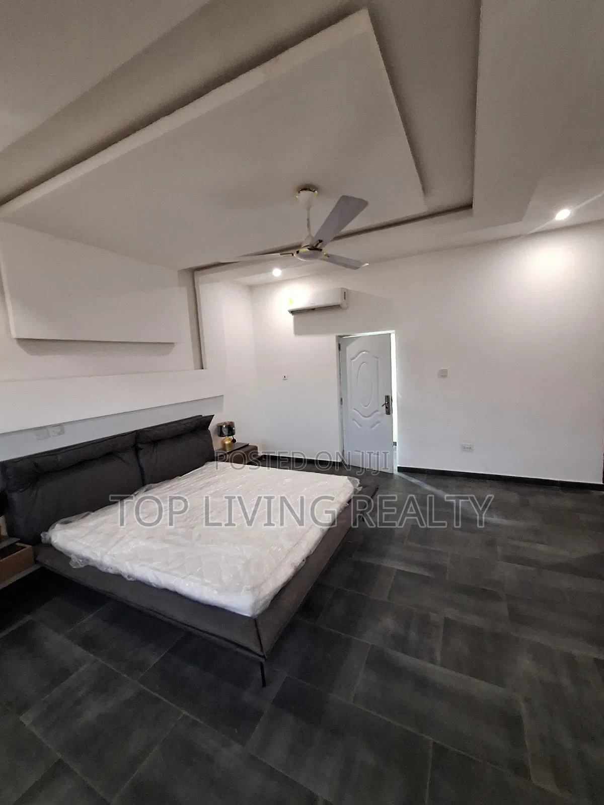 Furnished 3bdrm Townhouse / Terrace in Legon Hills, Ashaley Botwe