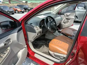 Toyota Corolla S 4dr Sedan (1.8L 4cyl 4A) 2013 Red