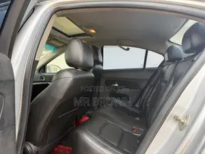 Chevrolet Cruze LS 4dr Sedan (1.8L 4cyl 6A) 2014 Silver