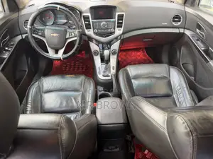 Chevrolet Cruze LS 4dr Sedan (1.8L 4cyl 6A) 2014 Silver