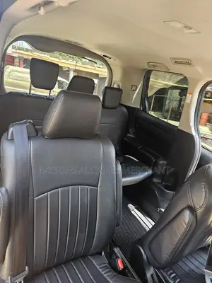Toyota Voxy 2014 Black