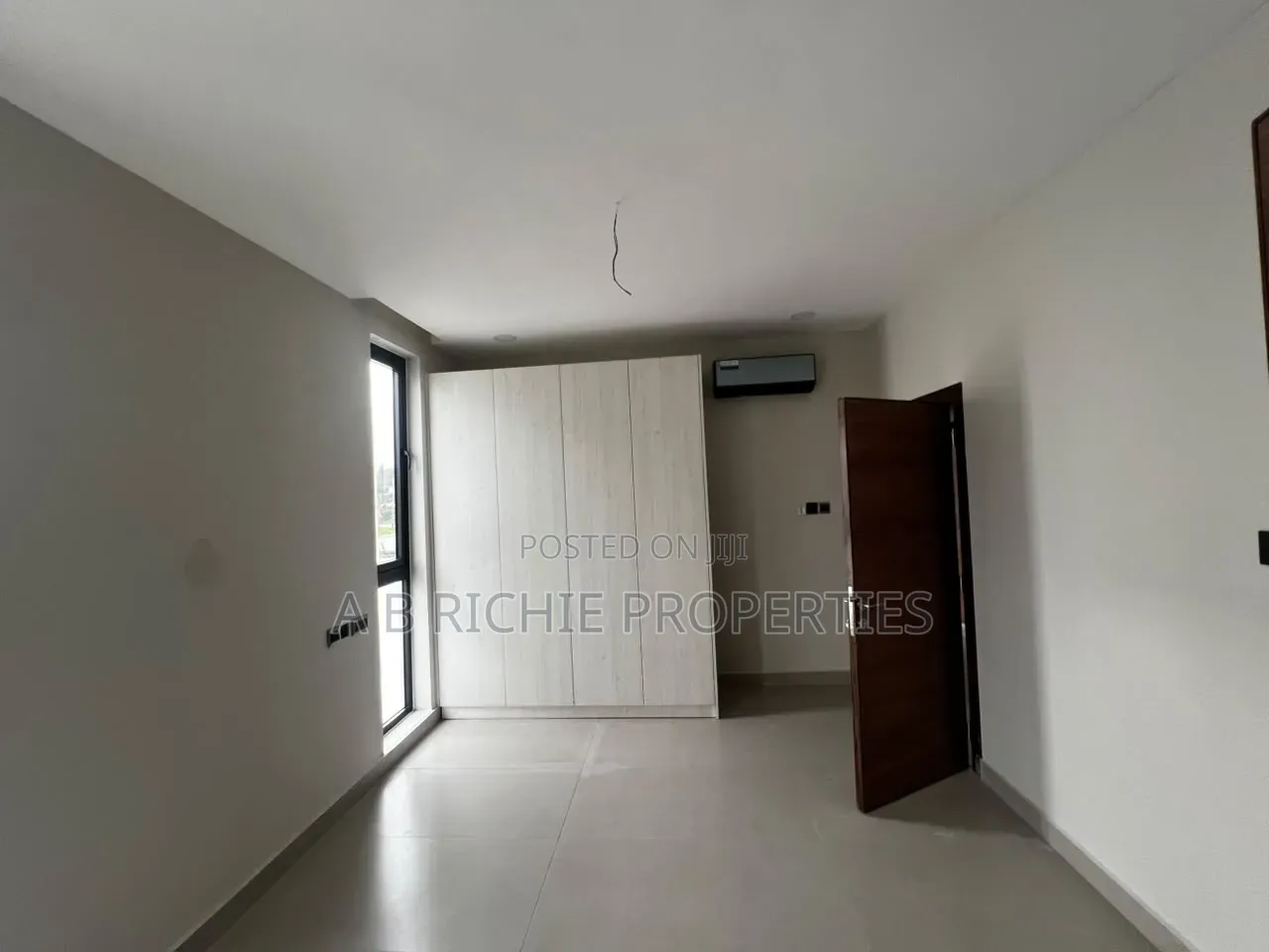 Furnished 4bdrm Townhouse / Terrace in Ab Richie Properties, Tseaddo