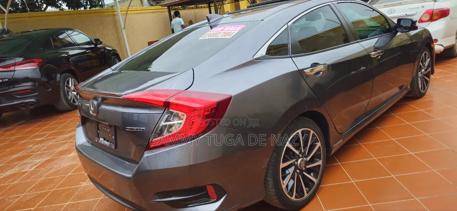 Honda Civic Touring 4dr Sedan (1.5L 4cyl) 2017 Gray