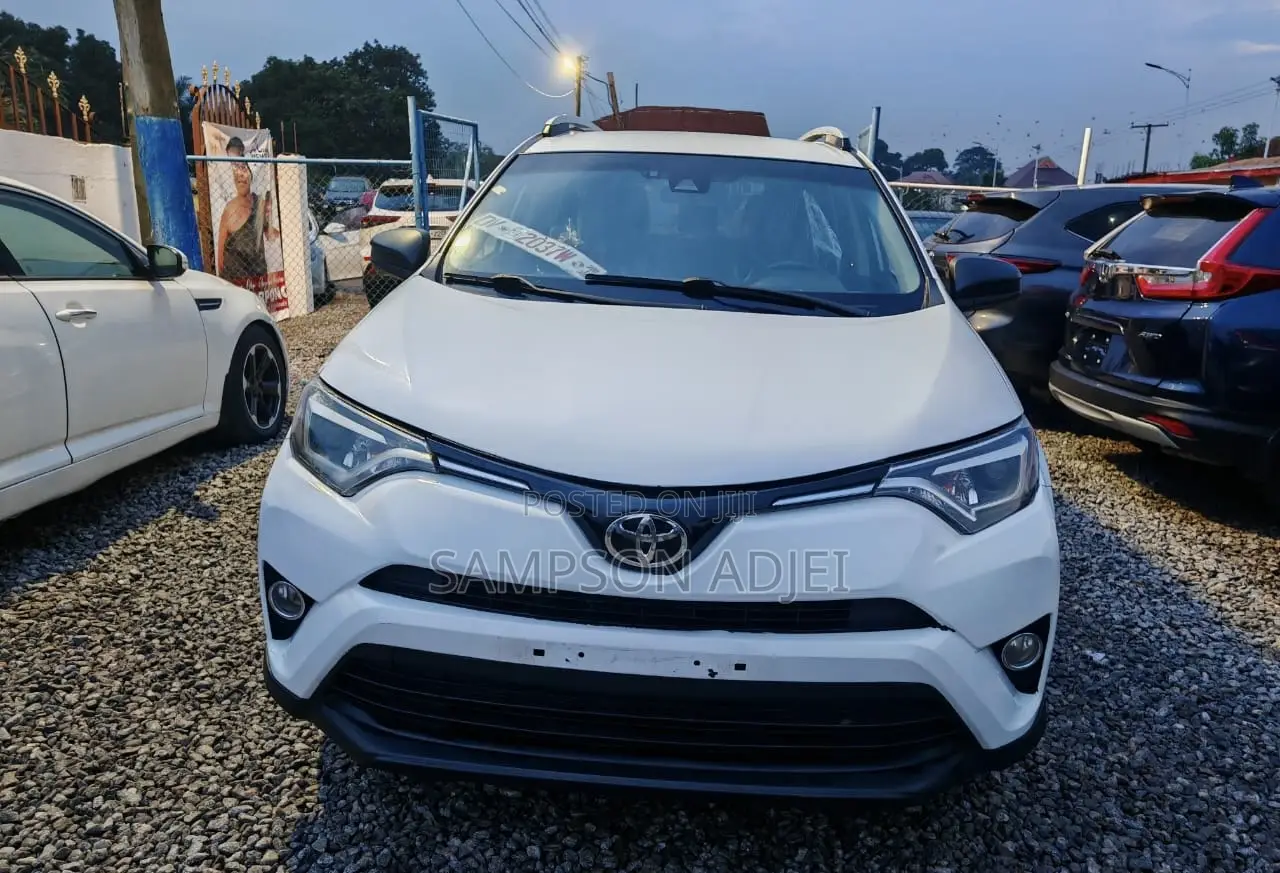 Toyota RAV4 2018 White