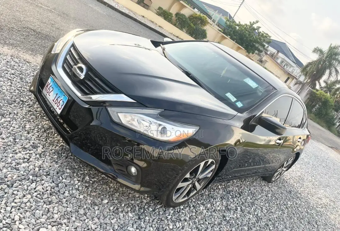 Nissan Altima 2.5 SR 2017 Black